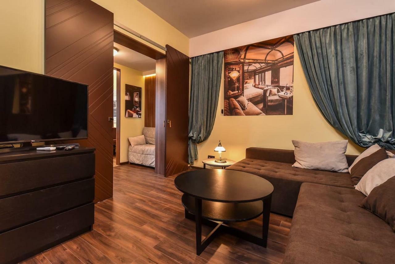 Palace Of Culture 2-bedroom Retreat On Skobelev Blvd Апартаменти *